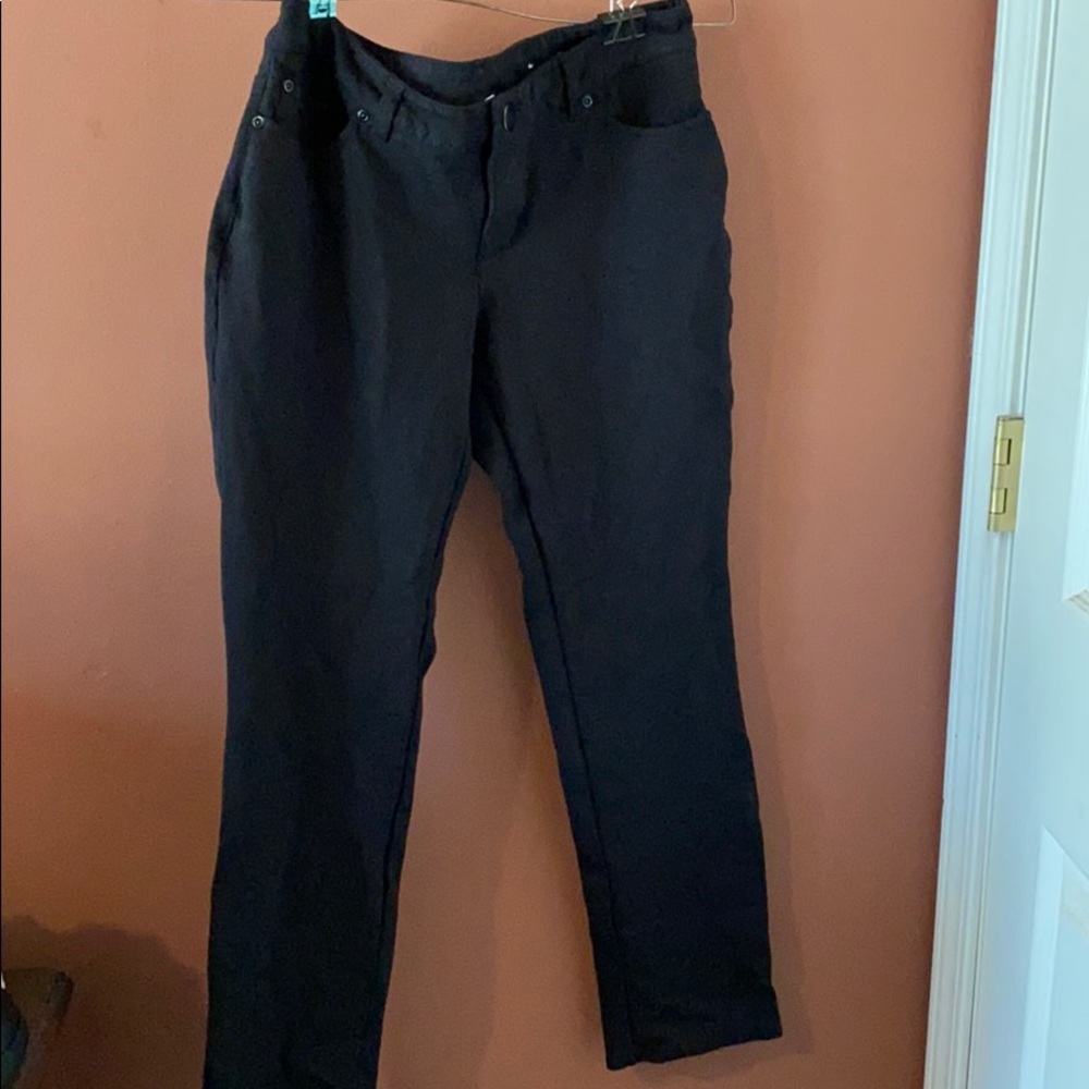 Christopher &Banks signature slimming ankle pants
